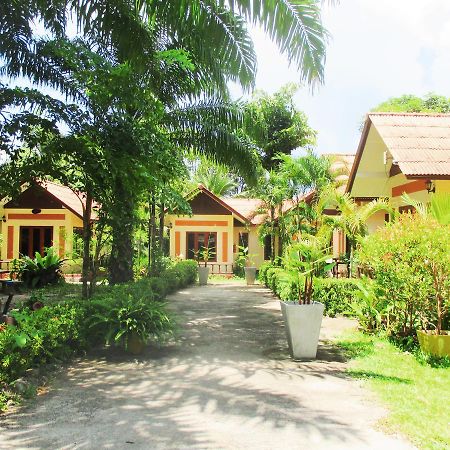 Happiness Resort Ban Klong Haeng Bagian luar foto